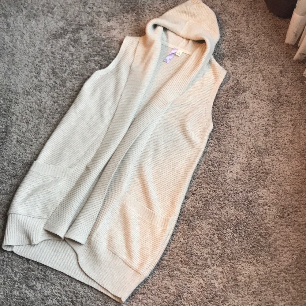 Cream colored knit sweater
